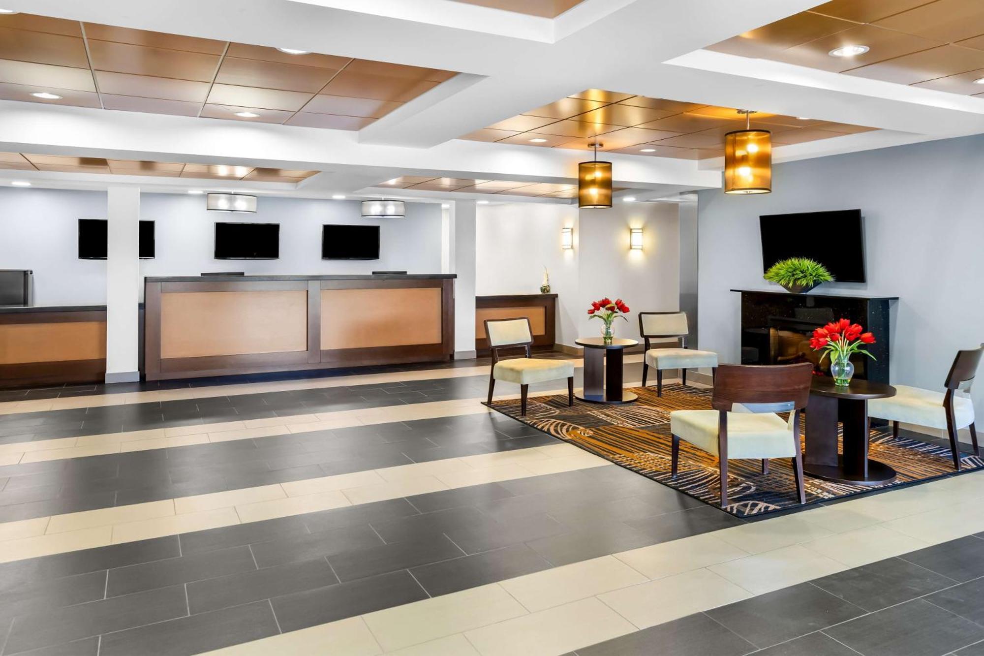 Best Western Thompson Εξωτερικό φωτογραφία