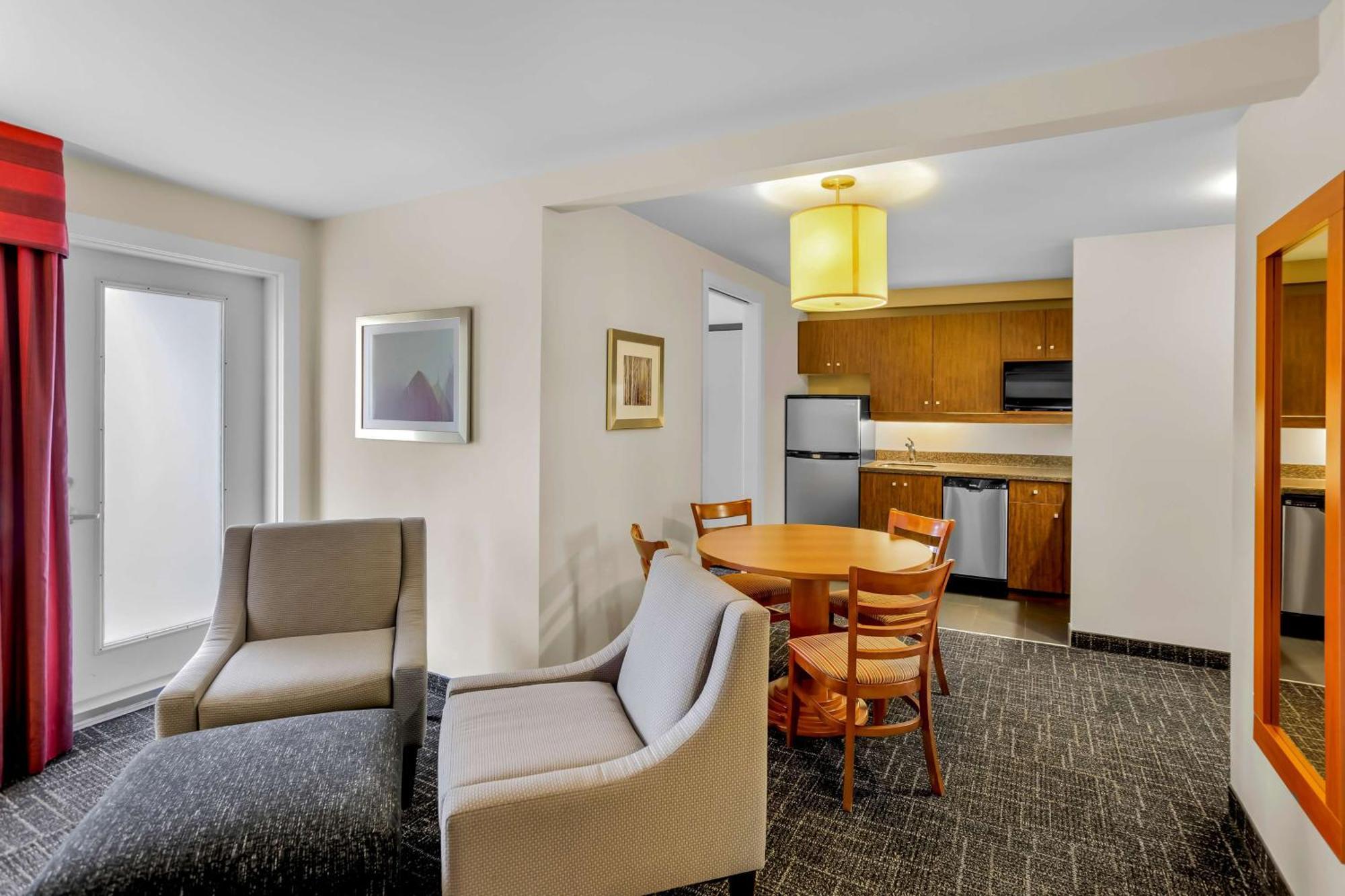 Best Western Thompson Εξωτερικό φωτογραφία